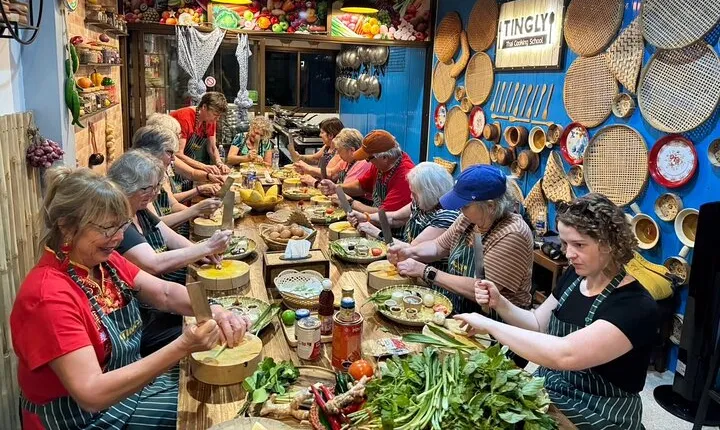 Thai cooking class experience in Bangkok with Tingly Thai cooking school