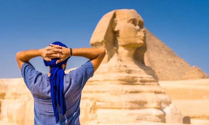 Full-Day Private Tour of Giza Pyramids, Memphis and Sakkara