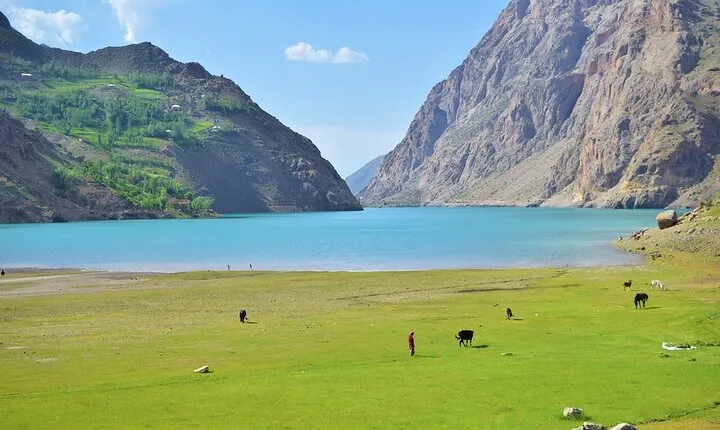 Private 4WD Tour to Seven Lakes, Tajikistan