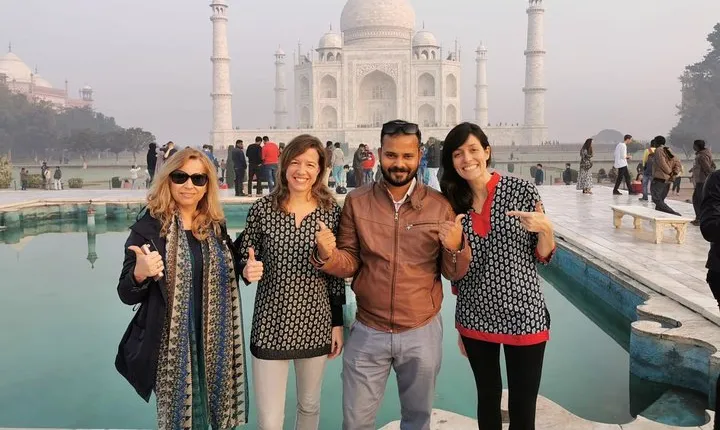 Agra Car tours