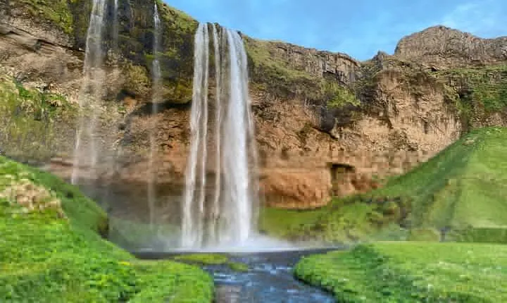 Private day Tour at Black Sand Beach and South Coast Iceland 
