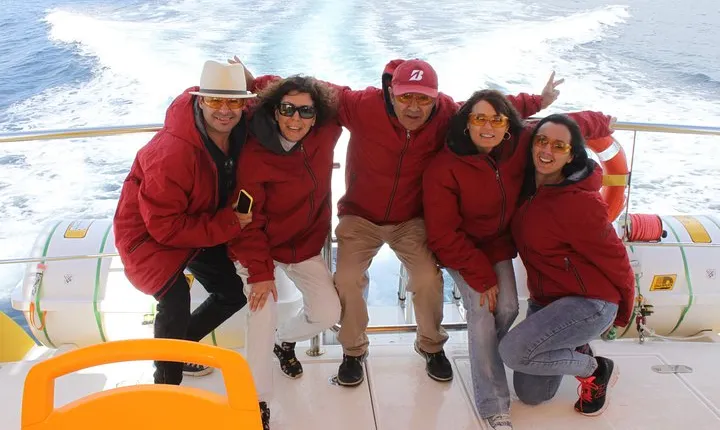 Lobos Island - The dolphin route