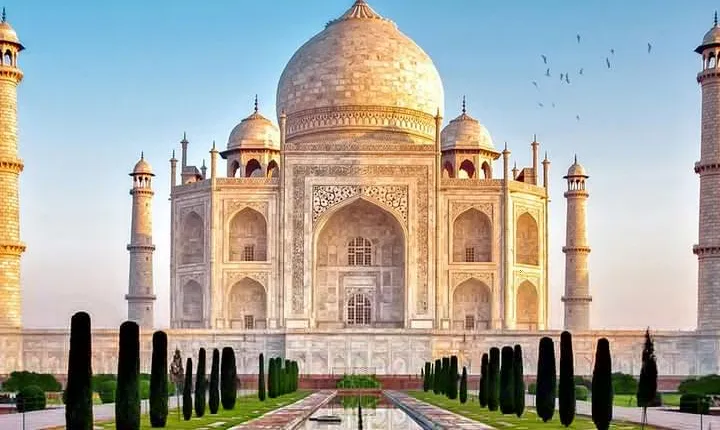 Same Day Taj Mahal Tour from Delhi by Car