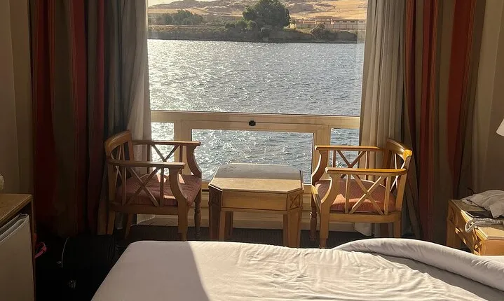 Amazing 3 Night Nile Cruise Aswan to Luxor including Balloon By Plane from Cairo
