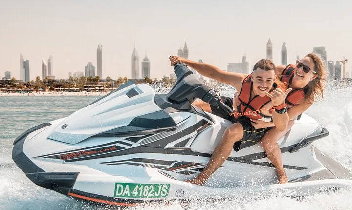 Jet Ski Ride: Dubai Marina – 30 or 60 Mins Adventure