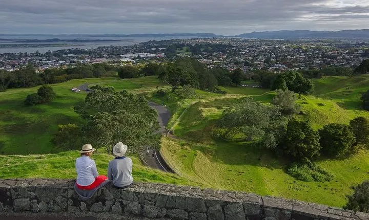 Full-Day Grand Auckland Volcanoes Tour
