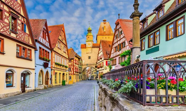 Private tour from Munich to Rothenburg and Harburg