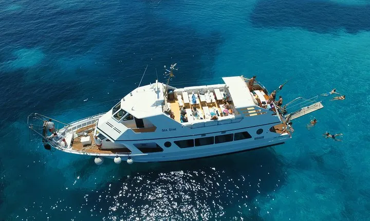 Boat Tour La Maddalena Archipelago from Palau