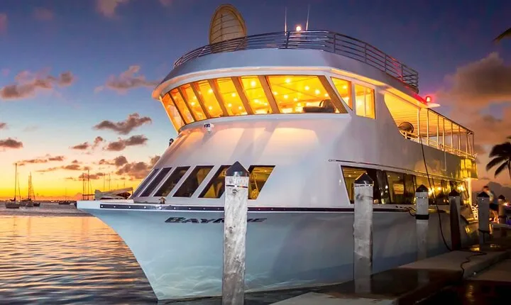 3 Story 100ft Hip Hop Yacht Party with 3 Hour Open Bar