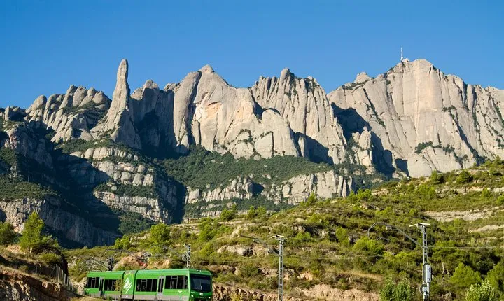 Easy Montserrat: Half Day Trip from Barcelona