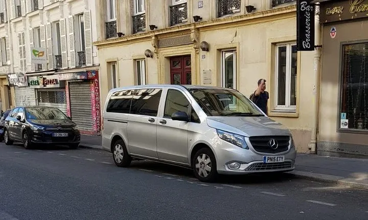 Shuttle Departure from Paris Hotel/Apartment to the Airport