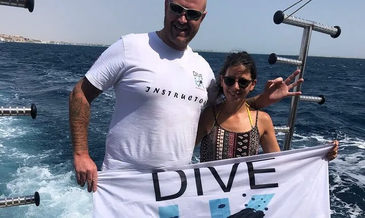 PADI Advanced Diving Course in Hurghada - Learn Scuba Diving