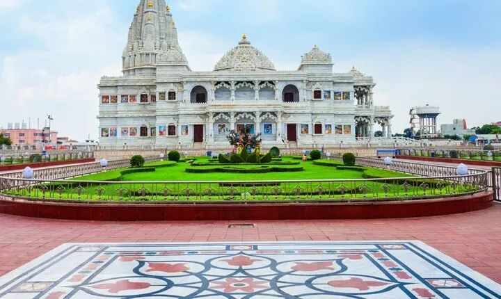 Same-day tour to Mathura and Vrindavan - Land of Lord Krishna 
