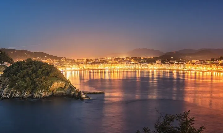 Essentials San Sebastian Private Walking Tour