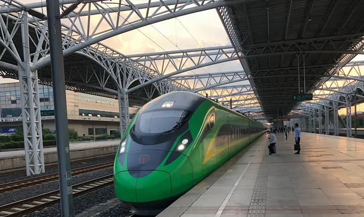 Private Departure Transfer to Yangzhou Railway Station from City hotel