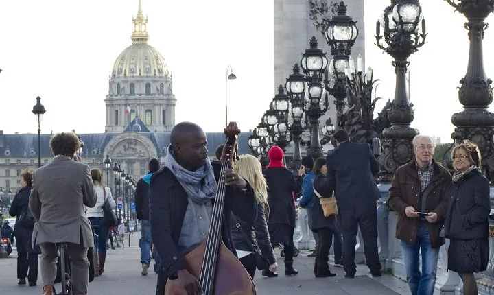 Paris Evening Jazz Walking Tour in Saint Germain des Près