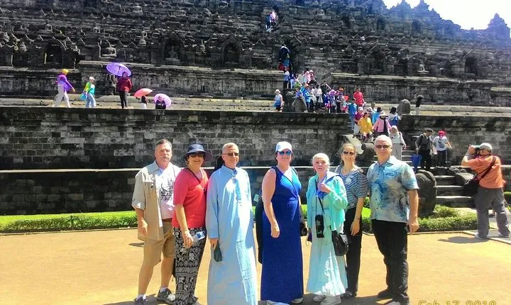 Borobudur Private Excursion From Semarang (Upper level access)