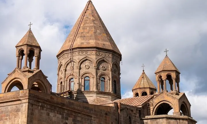Day trip From Yerevan Sightseeing to St Echmiadzin: UNESCO sites