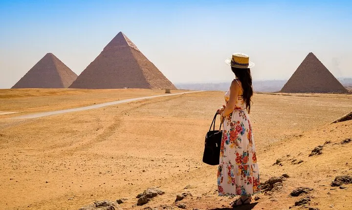 Day Tour Visit Pyramids, Sphinx, Saqqara and Memphis