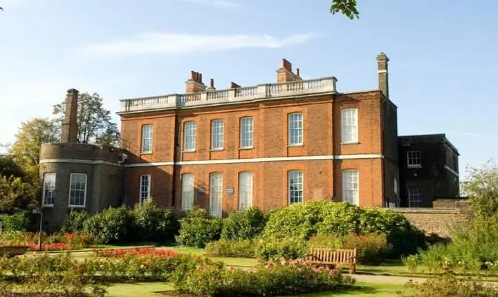Bridgerton Filming Locations in Greenwich: Private Half-Day Tour