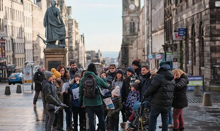 Private Edinburgh Family Walking Tour