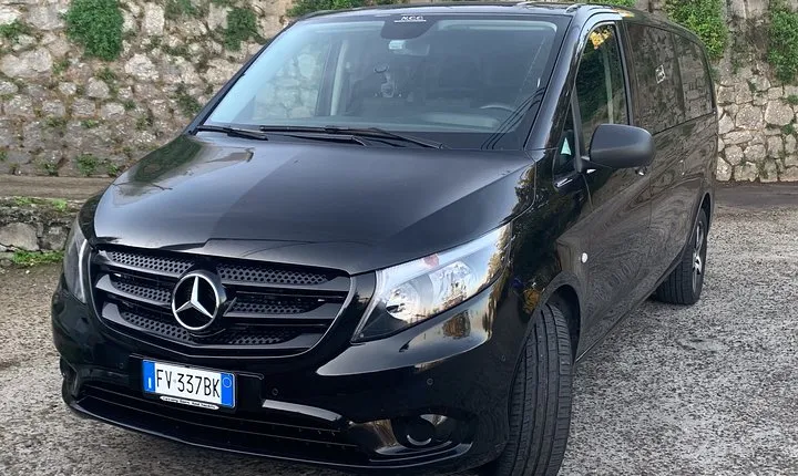 Private Transfer from Airport to City Center in Naples and vice versa