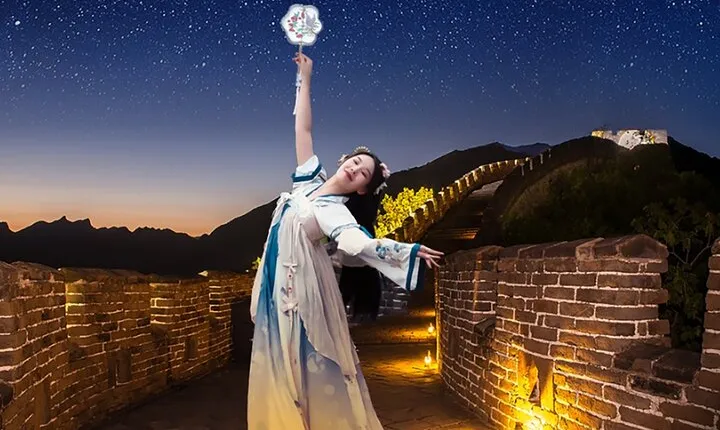 Twilight Glow at Mutianyu Great Wall Evening Bus Tour with Ticket