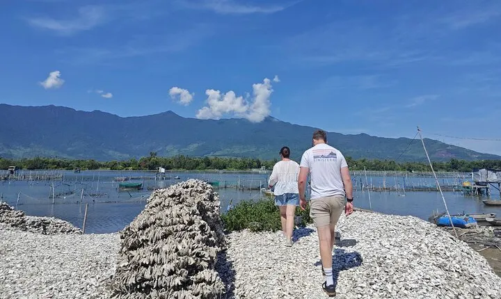  From Hue to Hoi An: Hai Van Pass 4 Stops Sighteeing by Bus 