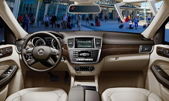 Private Transfer from Faro (FAO) Airport to Lagoa