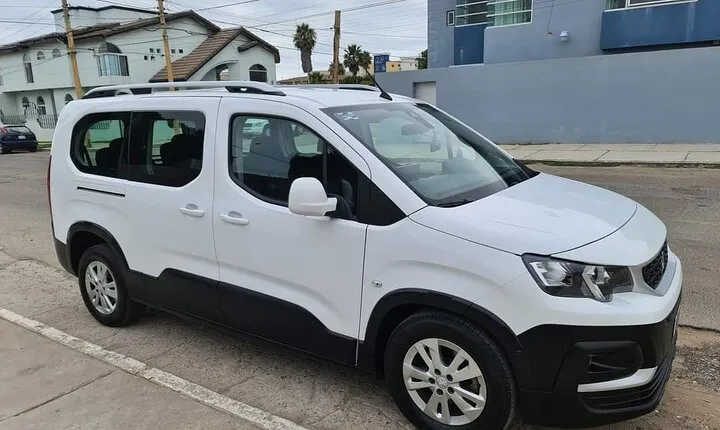 Transportation to / from Guadalupe Wine Valley (Tijuana border / airport)