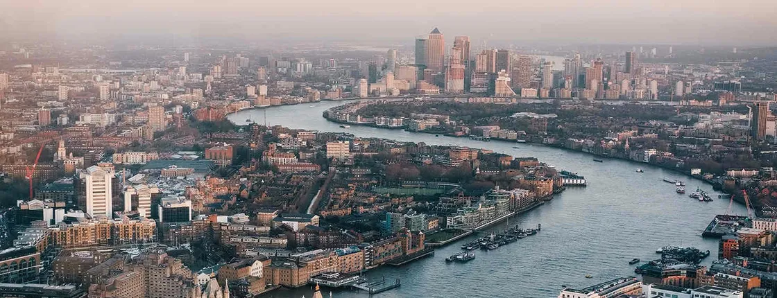 London winter walks with 12 self-guided audio walking tours