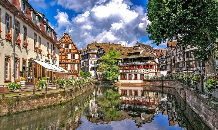 Explore the Instaworthy Spots of Strasbourg with a Local