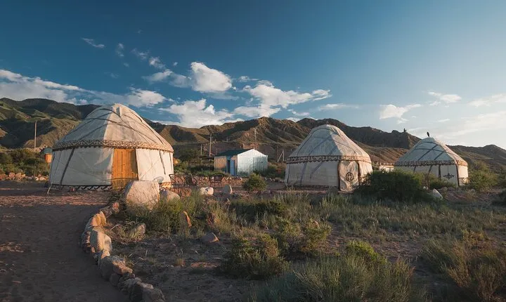 2 Days Issyk Kul Lake Canyons Horse Riding and Yurt Stay