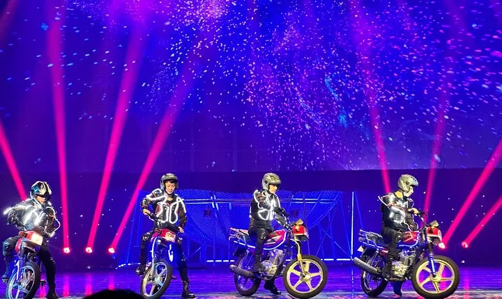 Beijing Acrobatics Show At Red Theater