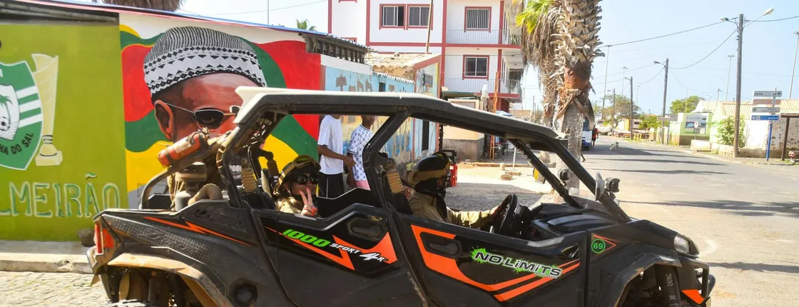 Family-friendly 4x4 buggy tour of southern Boa Vista