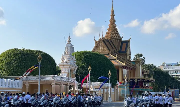 City Highlights and the Killing Fields Day Tour
