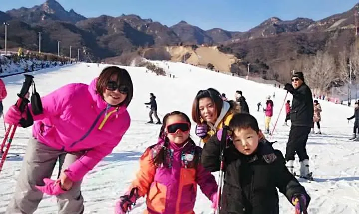 Beijing Private Tour to Huaibei Ski Resort and Mutianyu Great Wall with Lunch