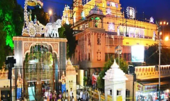 Mathura Vrindavan and Composite Brij Tour with Taj Mahal