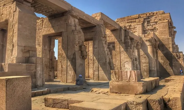 5 Days Cruise Luxor, Aswan,Tours,Abu Simbel,Hot Air Balloon, From Cairo By Plane