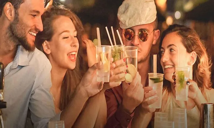 Cantinas -Traditional Mexican Bars of the Historic Center 