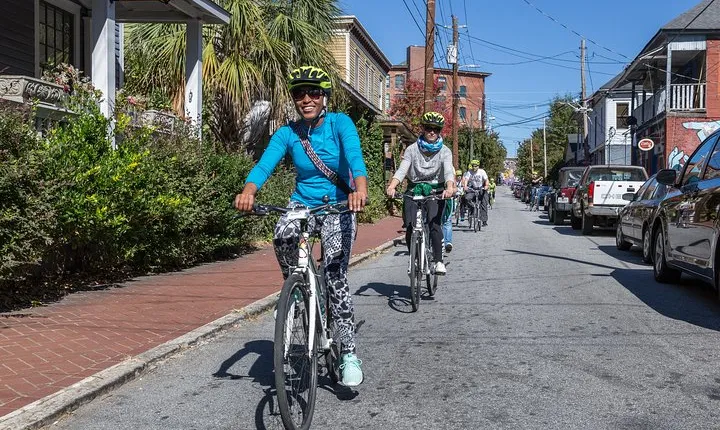 Guided Bike Tour in Atlanta with Snacks