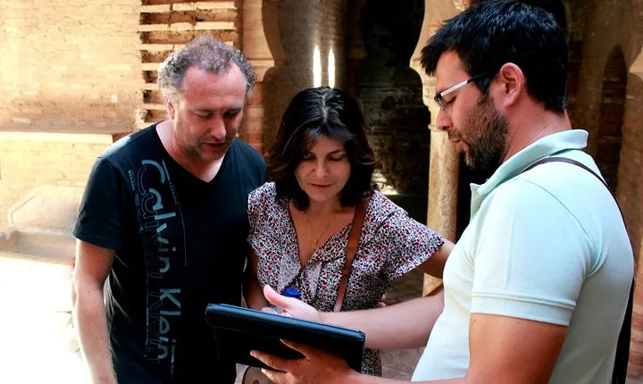 Alhambra and Nasrid Palaces: Private Tour through the Senses