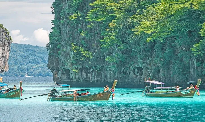 Phi Phi-Bamboo by Speed Catamaran Boat
