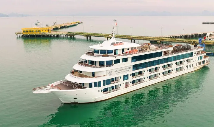 2 Day Visit in Halong Bay from Hanoi with Margaret Cruise