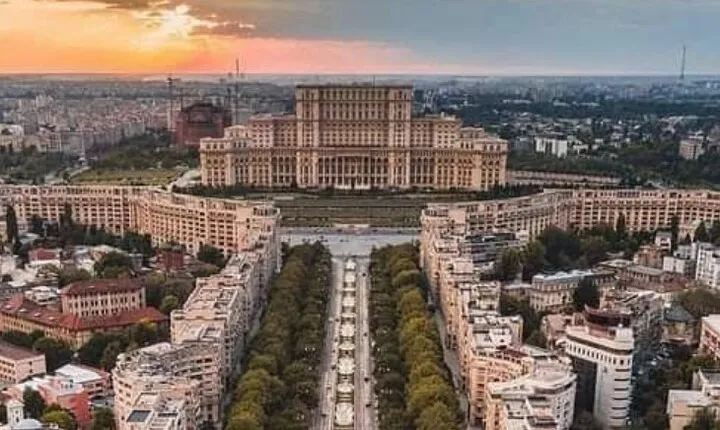 3h Bucharest Private Tour by Car