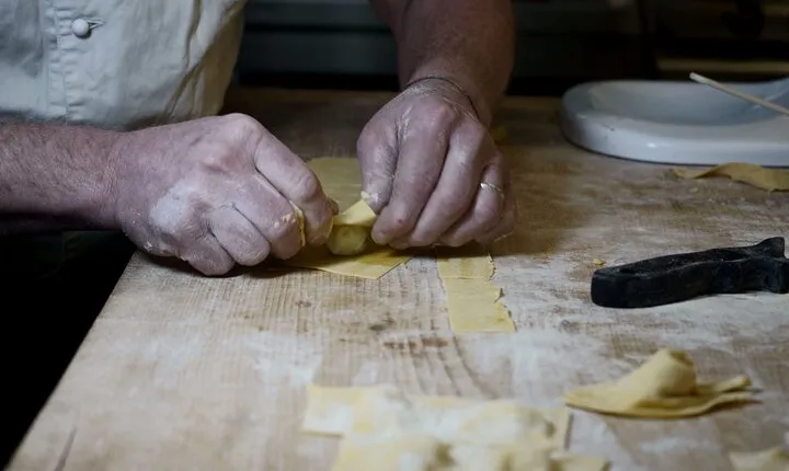 From Florence to Chianti: Tuscan Pasta Class for Couples