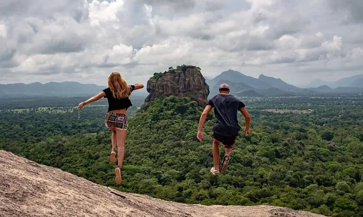 Sigiriya Day Tour from Colombo or Negombo by Private Car / Van