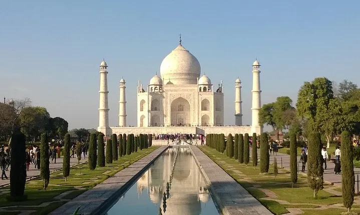 Private Taj Mahal Day Tour By Car from Delhi