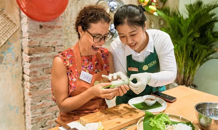 M.O.M Cooking Class in Saigon with Local Market