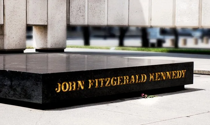 1-Hour JFK Assassination Walking Tour